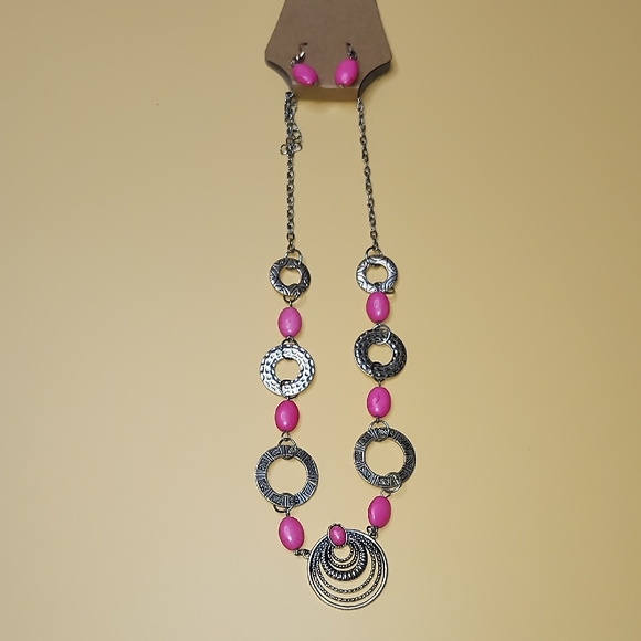 Pink and Silver Necklace and Earring Set - Picture 2 of 3
